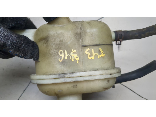 Бачок расширительный  KIA Ceed 2007-2012    