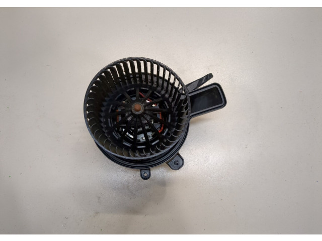 Моторчик печки Cadillac Escalade 3 2006-2014 99077022 3 990773022