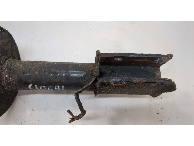 Стойка амортизатора  Dacia Sandero 2008-2012      