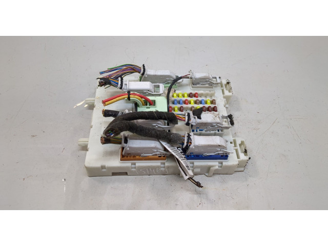 Блок предохранителей  Ford Focus 3 2014-2019      2227208, GV6T14A073EH   