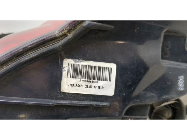 Задний фонарь