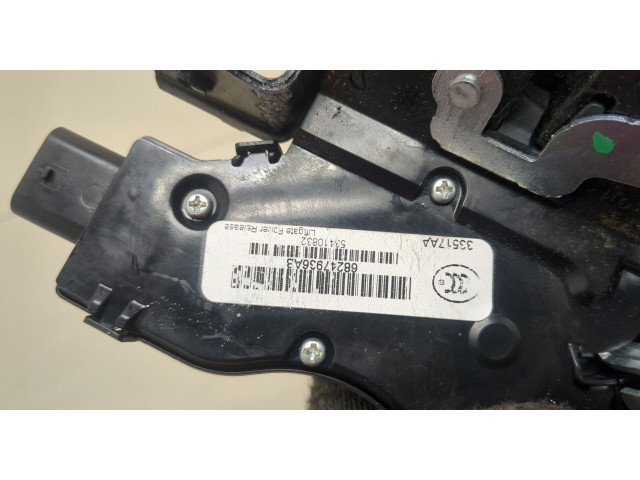 Замок багажника  Jeep Compass 2017-       