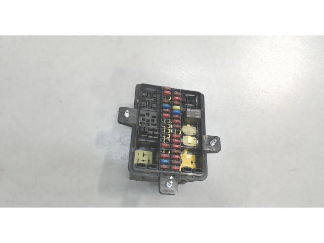 Блок предохранителей SsangYong Kyron 8213009480 2