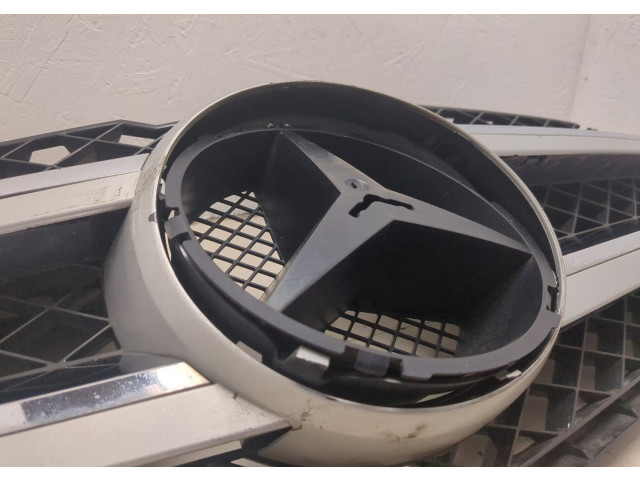 Решетка радиатора  Mercedes GLK X204 2008-2015          A20488008839776