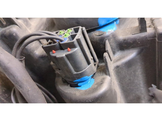 Фара передняя  Volvo XC90 2002-2014 левая 