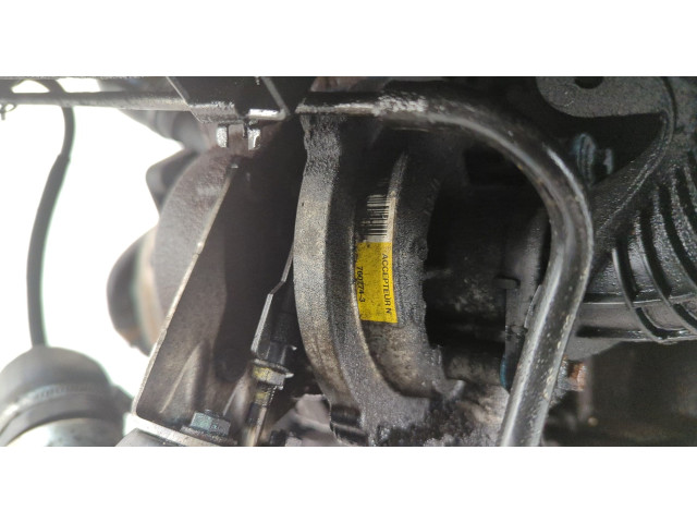 Форсунка топливная Volvo C30 2006-2013