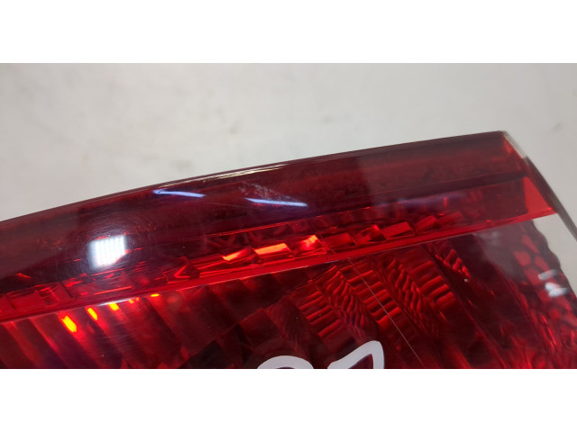 Задний фонарь          