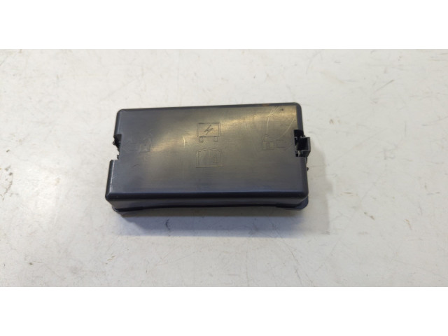 Крышка блока предохранителей GMC Terrain 2017-2021 84161124