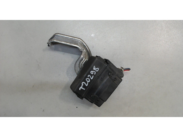 Блок реле Mitsubishi Outlander 2012-2015 2.2