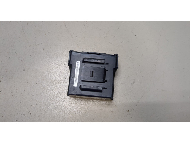 Блок комфорта Nissan Rogue 2014-2020 284P16FL1C