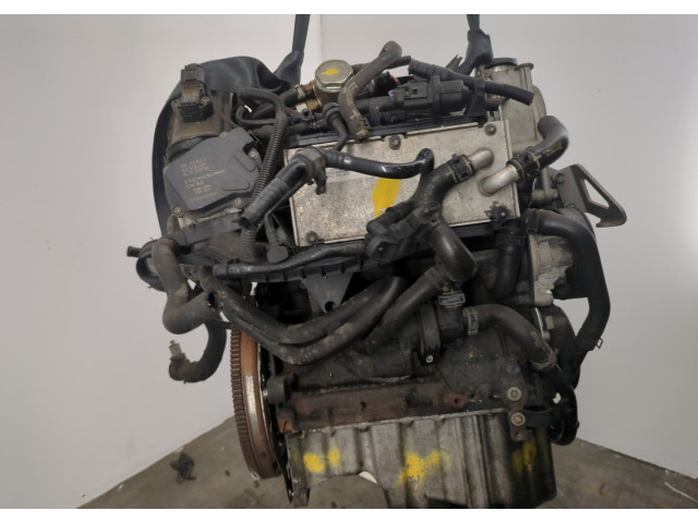 Форсунка топливная Volkswagen Golf 6 2009-2012 03C906036F