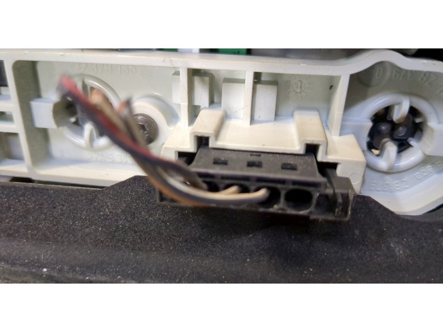 Задний фонарь        Mercedes E W211 2002-2009 