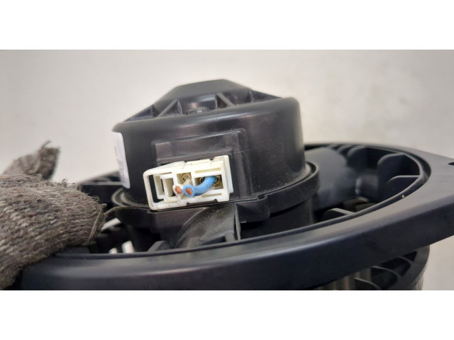 Моторчик печки Nissan Pathfinder 2012-2017 273753KA0A 273753KA0A