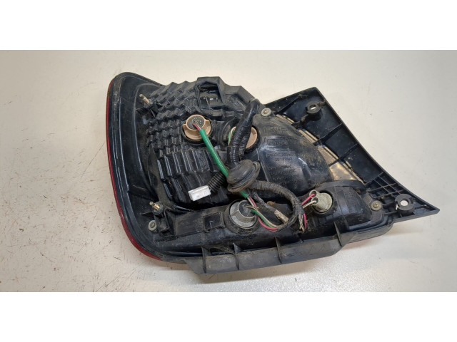 Задний фонарь          