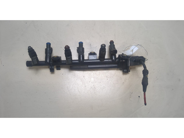 Форсунка топливная Jaguar S-type