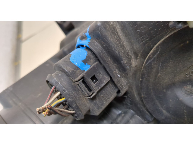 Фара передняя  Volkswagen Passat 6 2005-2010 правая 