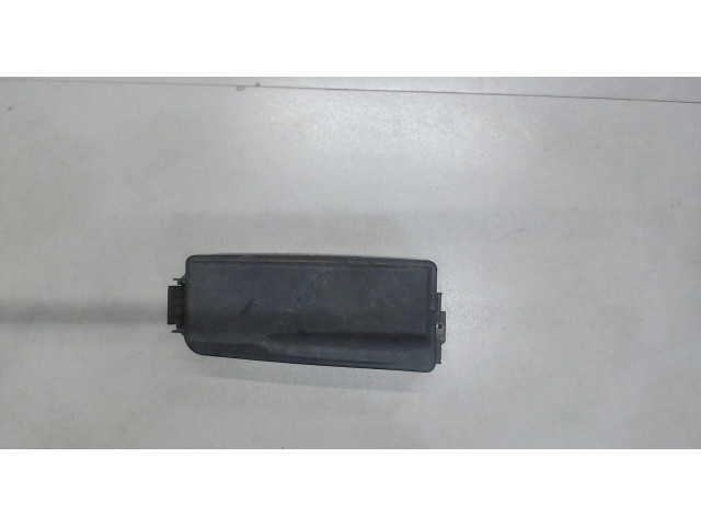 Блок реле  Cadillac BLS 2006-2009          1.9