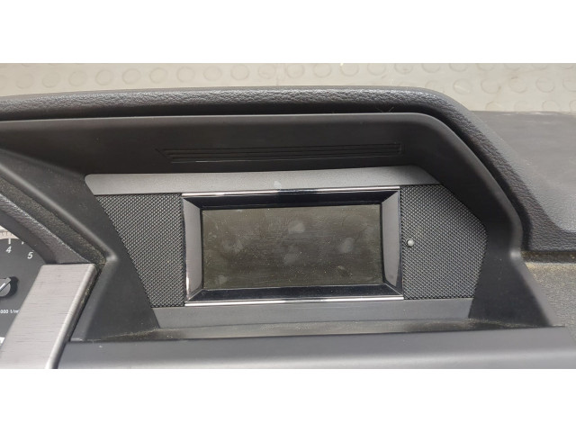 Панель приборов  Mercedes GLK X204 2008-2015       A2049003900, A2045409748     