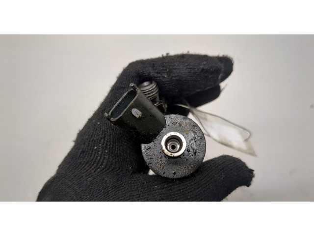 Форсунка топливная Mazda 3 (BL) 2009-2013 0445110259