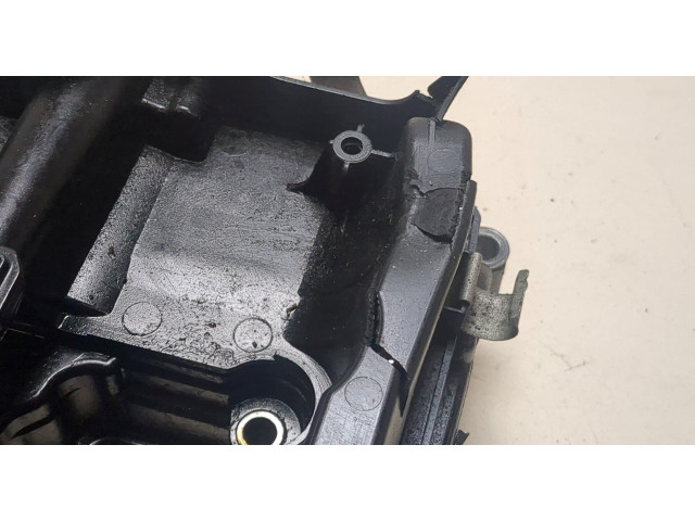 Клапанная крышка двигателя ДВС  Mercedes C W204 2007-2013 1.8     