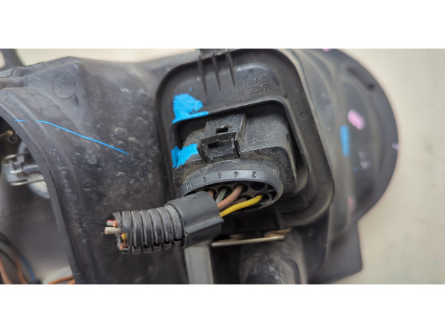 Фара передняя  Volkswagen Golf 4 1997-2006 правая 