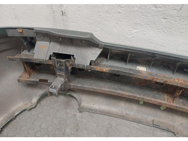 Бампер  Volvo S40 / V40 1995-2004 задний   