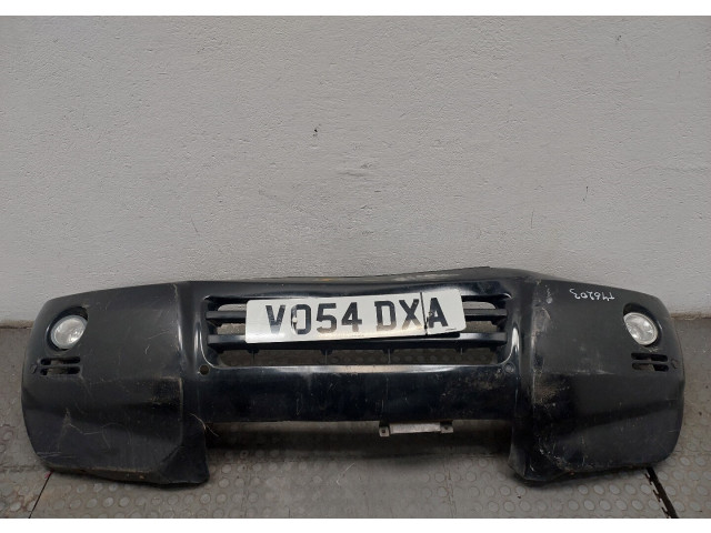 Бампер Mitsubishi Pajero / Montero 2000-2006 передний