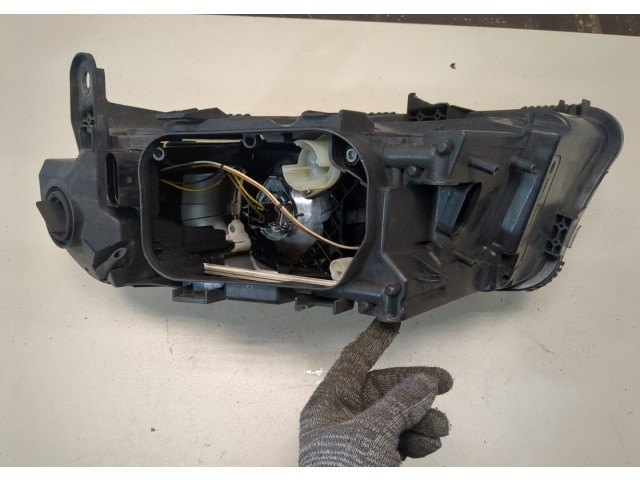 Фара передняя Audi A6 (C6) 2005-2011 правая