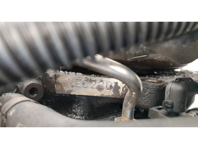 Форсунка топливная  Skoda Octavia (A5) 2004-2013    038130073AG     