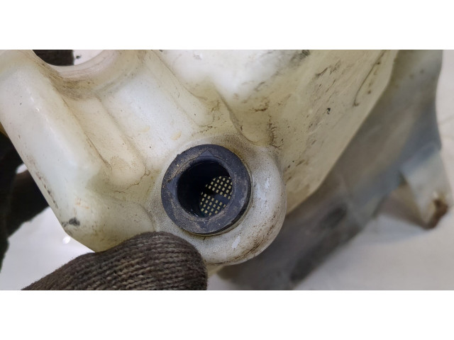 Бачок омывателя  Ford Ranger 1998-2006    