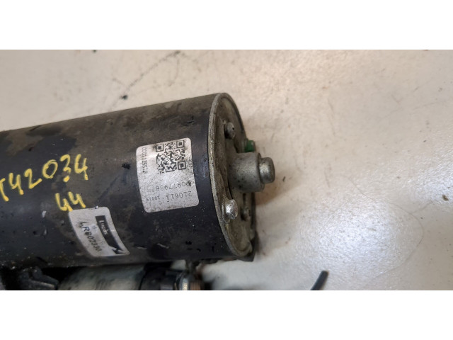 Стартер Volkswagen Touareg 2002-2007 3