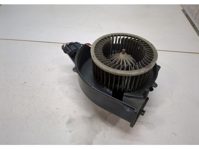 Моторчик печки  Skoda Fabia 1999-2004         