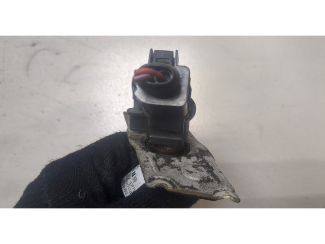 Форсунка топливная  Audi A6 (C6) 2005-2011    044511023     