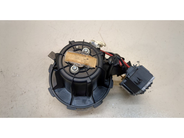 Моторчик печки Audi A5 (8T) 2007-2011 8K0820521, F011500024 8K0820521, F011500024