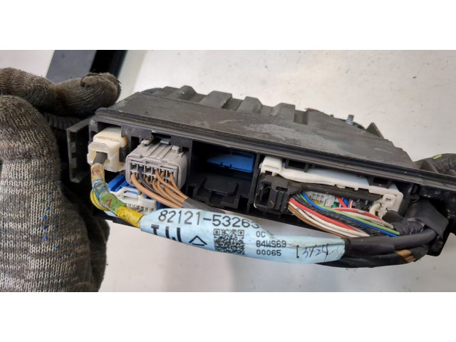 Блок предохранителей Lexus IS 2005-2013 8266253060