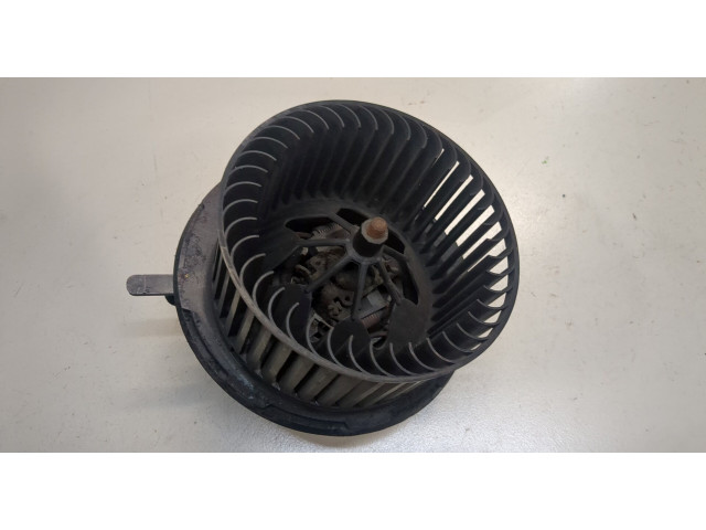 Моторчик печки Volkswagen Caddy 2004-2010 1K2819015 1K2819015