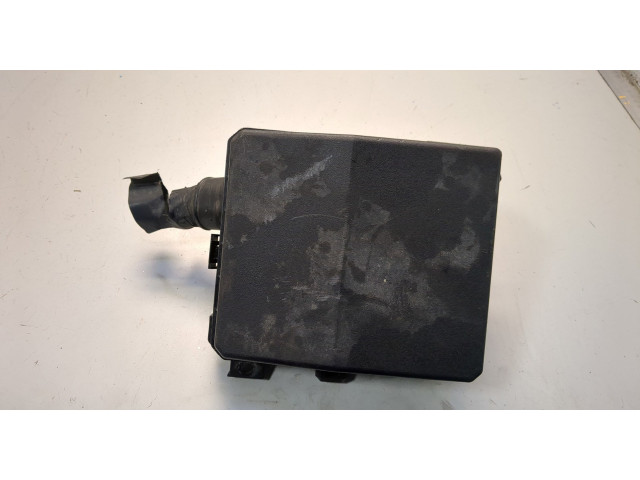 Блок предохранителей Mitsubishi Outlander XL 2006-2012