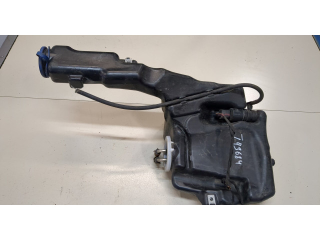 Бачок омывателя Mercedes CLS C218 2011-2017