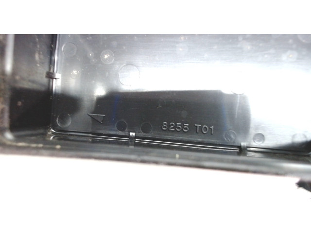 Блок предохранителей  Ford Ranger 2006-2012          2.5