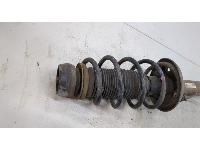 Стойка амортизатора Volkswagen Golf 4 1997-2005 1J0413031S, 1J0411105AA
