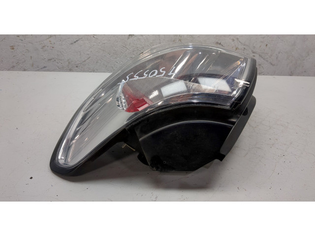 Задний фонарь          