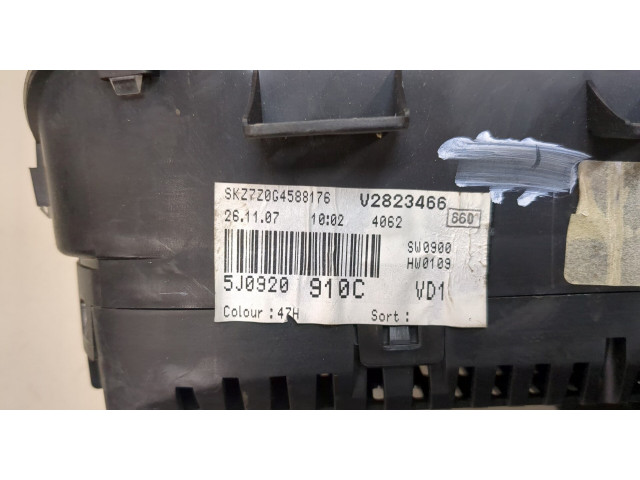 Панель приборов Skoda Fabia 2007-2010