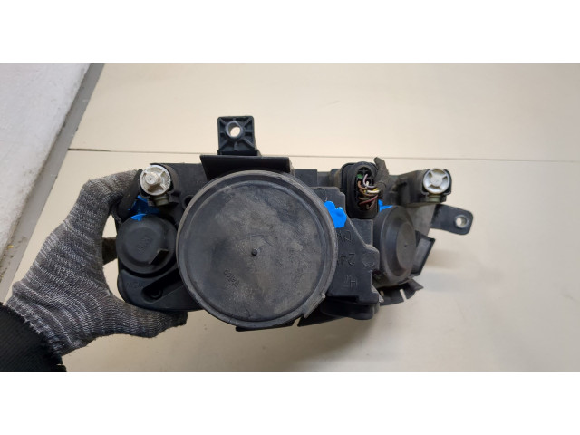 Фара передняя  Volkswagen Passat 6 2005-2010 правая 