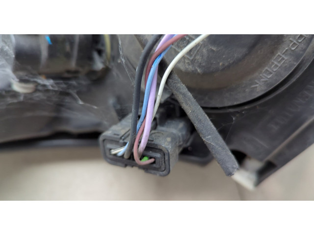 Фара передняя  Renault Scenic 2009-2012 правая 