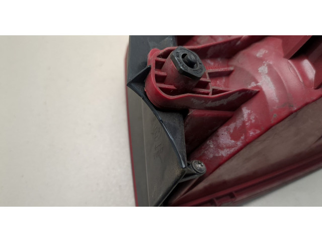 Задний фонарь     3AE945095F     