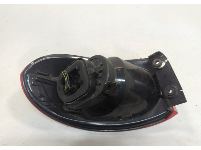 Задний фонарь          