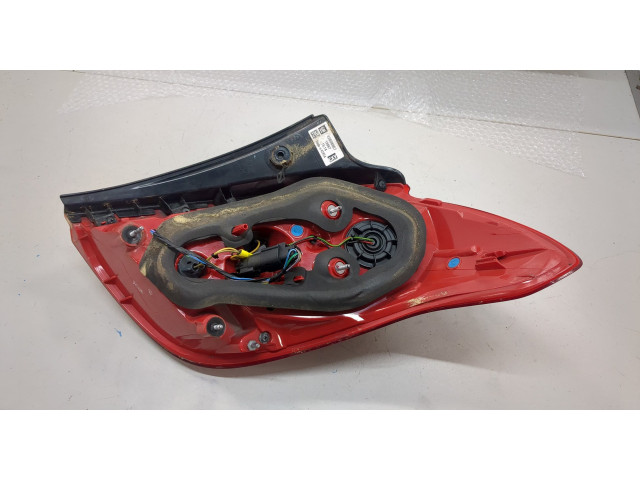 Задний фонарь          