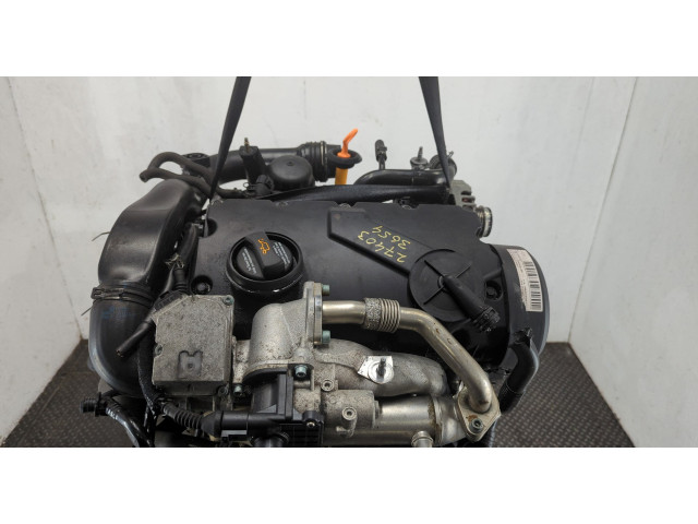 Форсунка топливная  Volkswagen Passat 5 2000-2005         