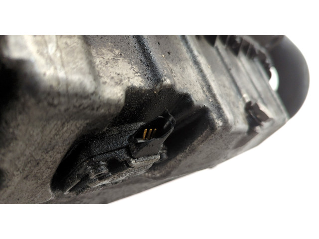 Форсунка топливная  Volkswagen Golf Plus    038130073AG     