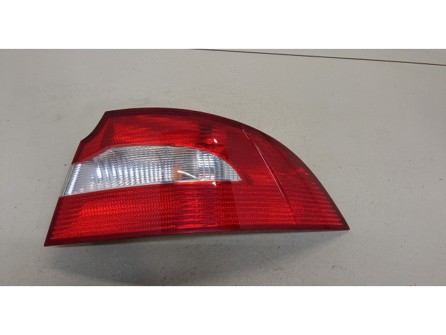 Задний фонарь